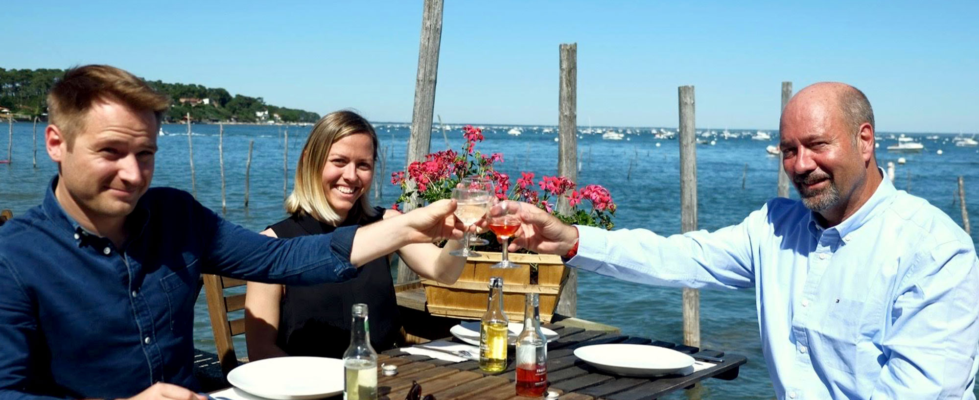 toast d'équipe sur le bassin d'Arcachon